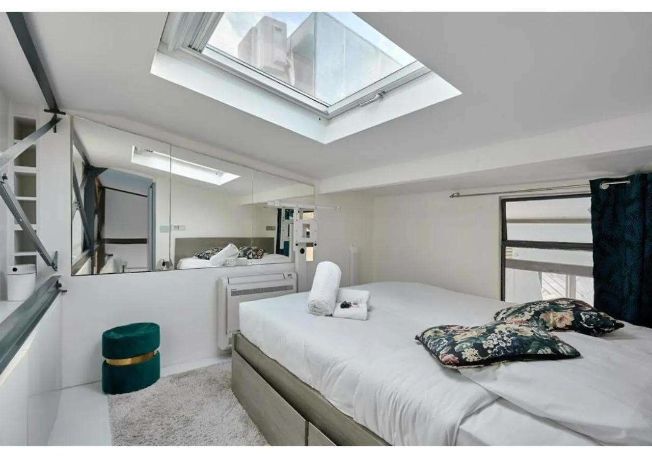 Duplex Center Of Paris By Studio Prestige Apartment