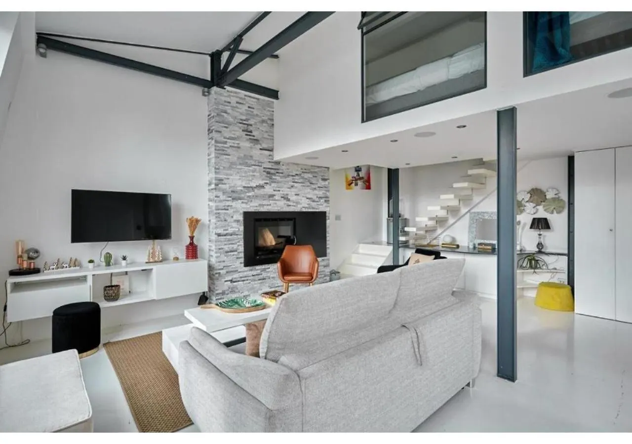Duplex Center Of Paris By Studio Prestige 0*,