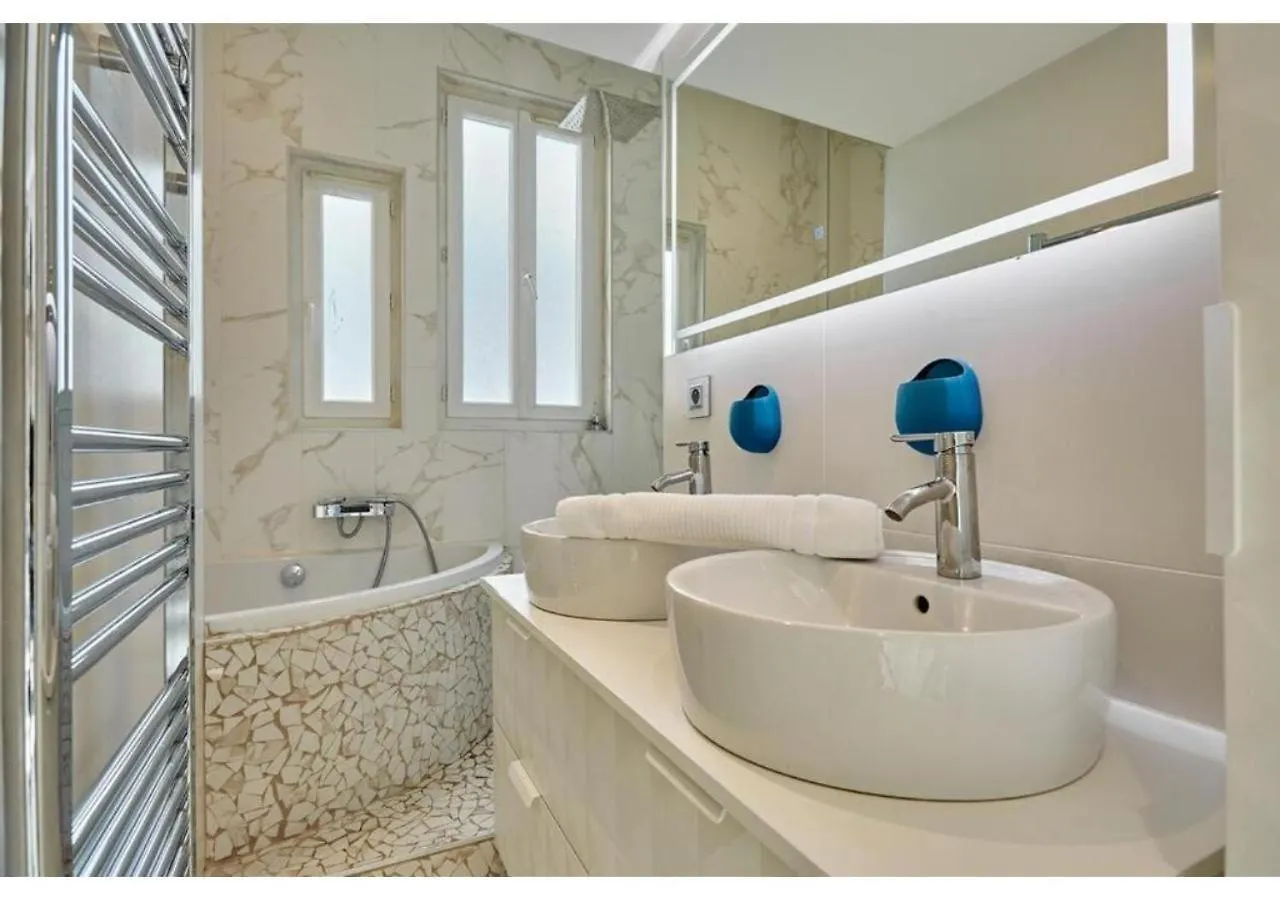 Apartment Duplex Center Of Paris By Studio Prestige France